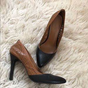 Size 9 Tan and Black High-Heels